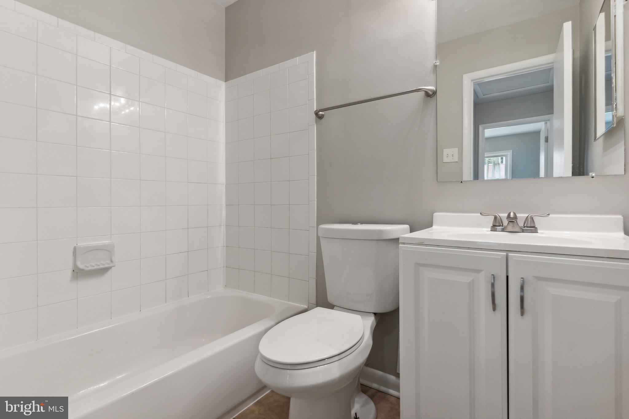 WEST LAUREL ACRES - Residential