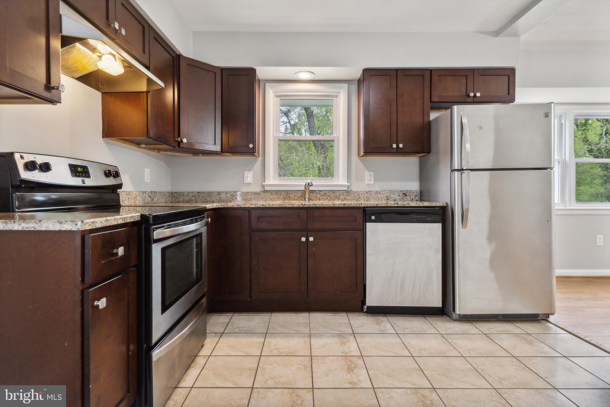 WEST LAUREL ACRES - Residential