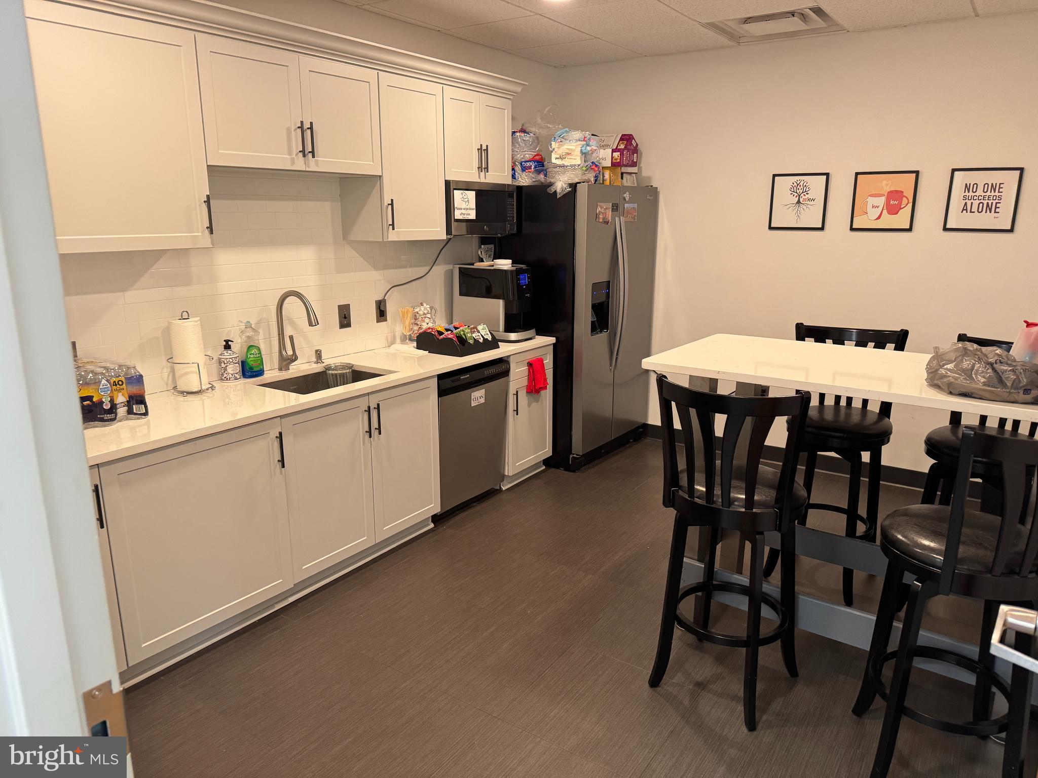 601 BETHLEHEM PIKE B-2