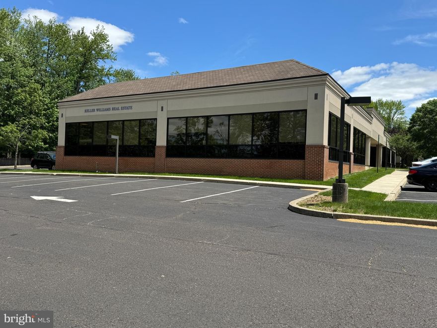 Available for sale or lease is this gorgeous office condominium property fully built out as a real estate office. Suite B will be available and is 6,084 SF. 
Property is conveniently located on Rt. 309 (Bethlehem Pike), with easy access to many major thoroughfares. Convenient Access from Route 309
Fully Built-Out Office Space
Great Parking
Office Condo with Low Maintenance Responsibilities