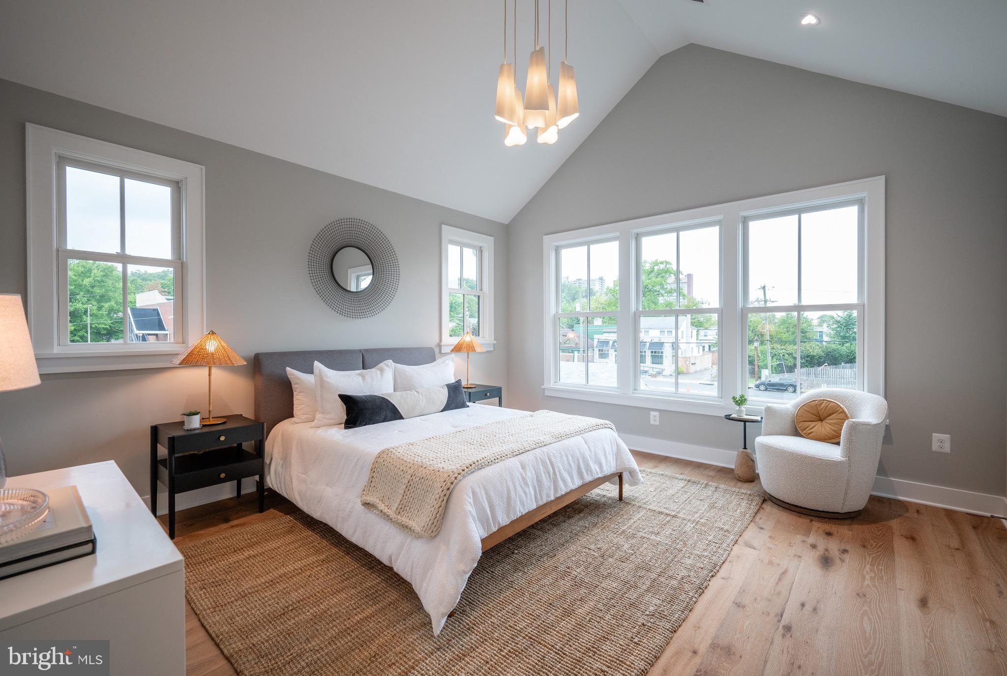 DEL RAY - Residential