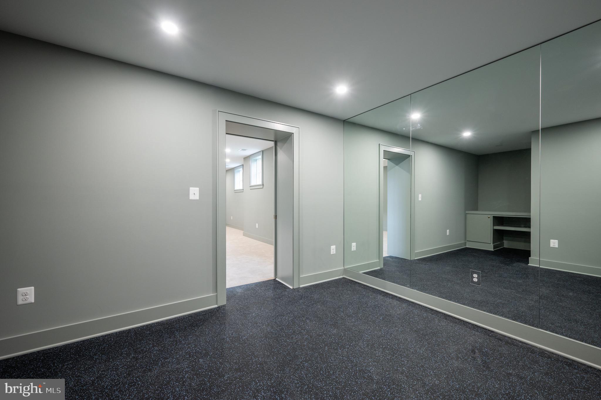 DEL RAY - Residential