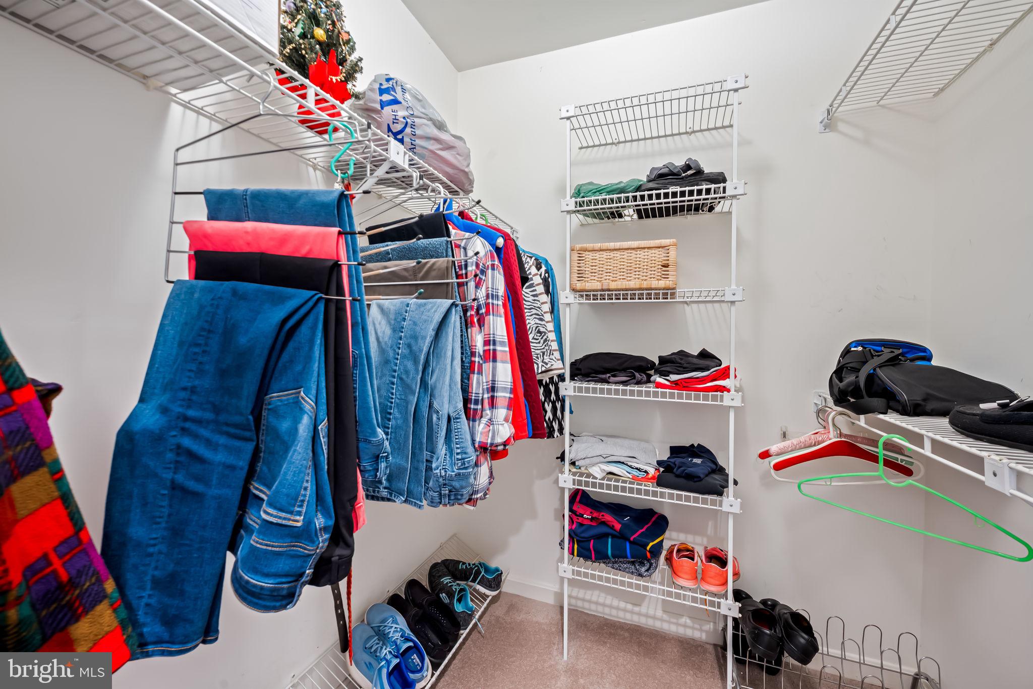 OVERLOOK - Residential