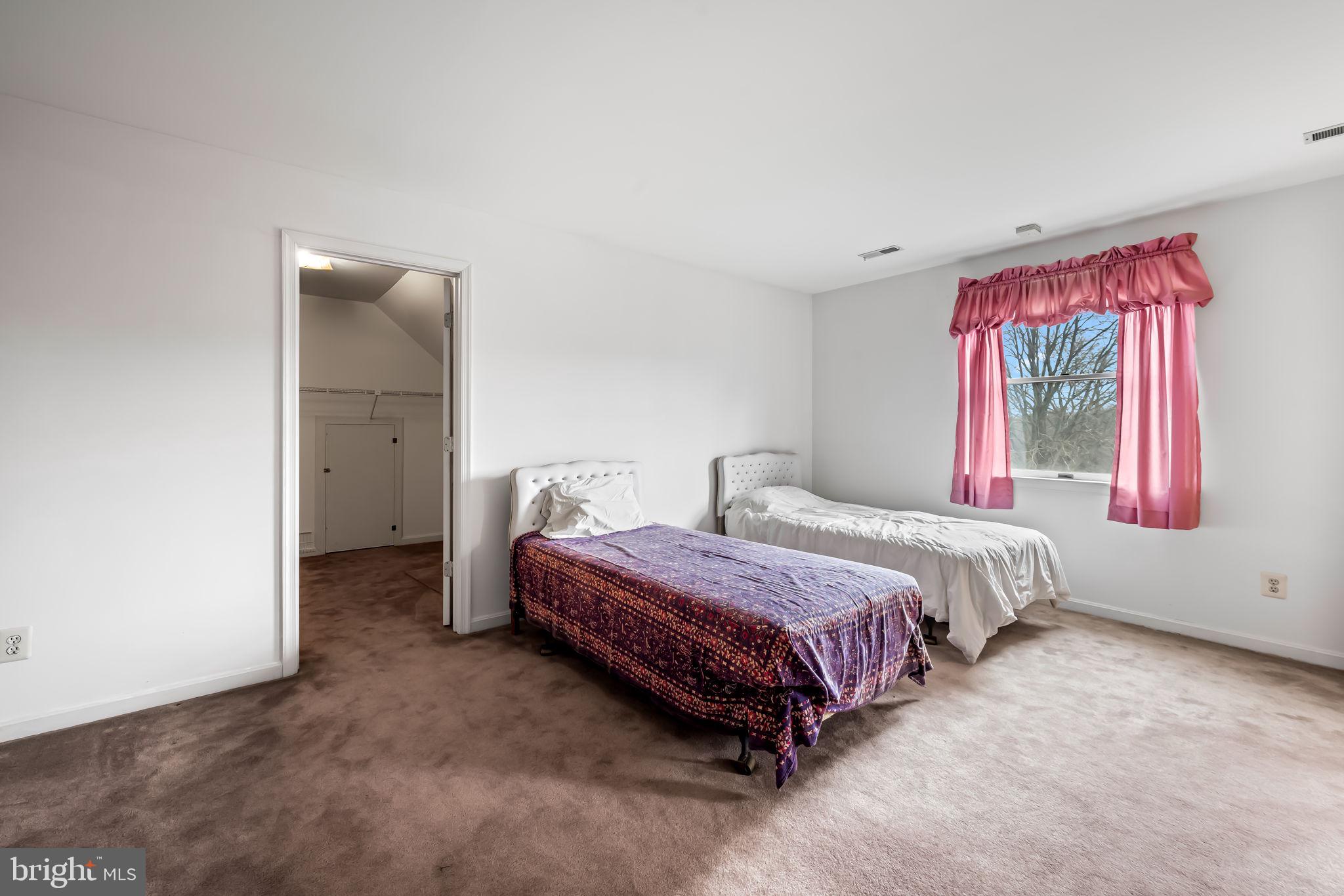 OVERLOOK - Residential