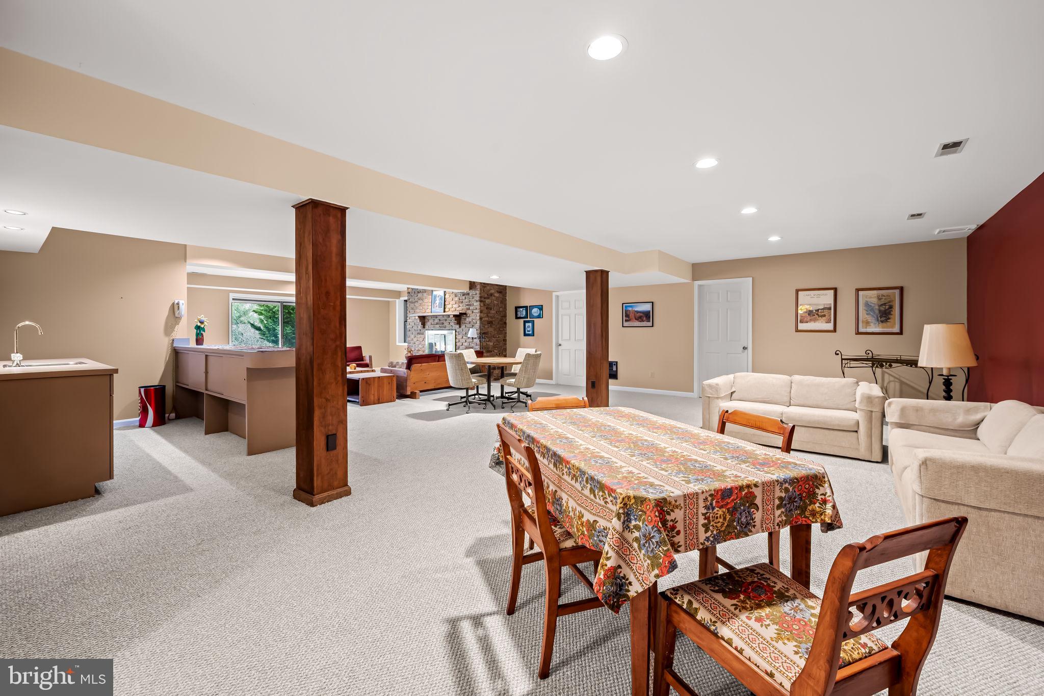 OVERLOOK - Residential