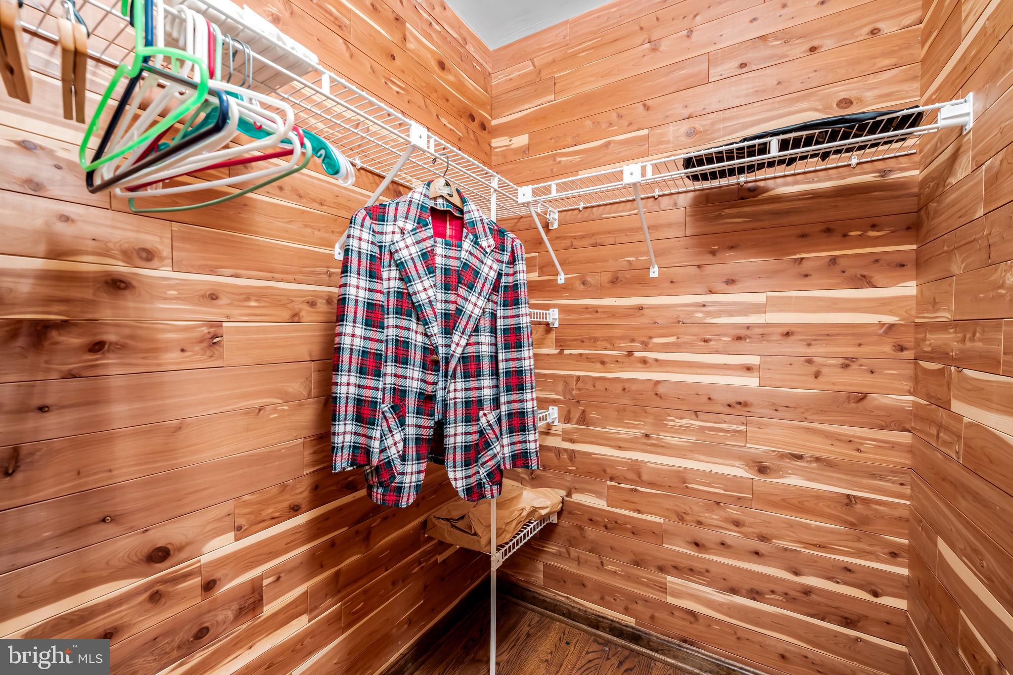 OVERLOOK - Residential