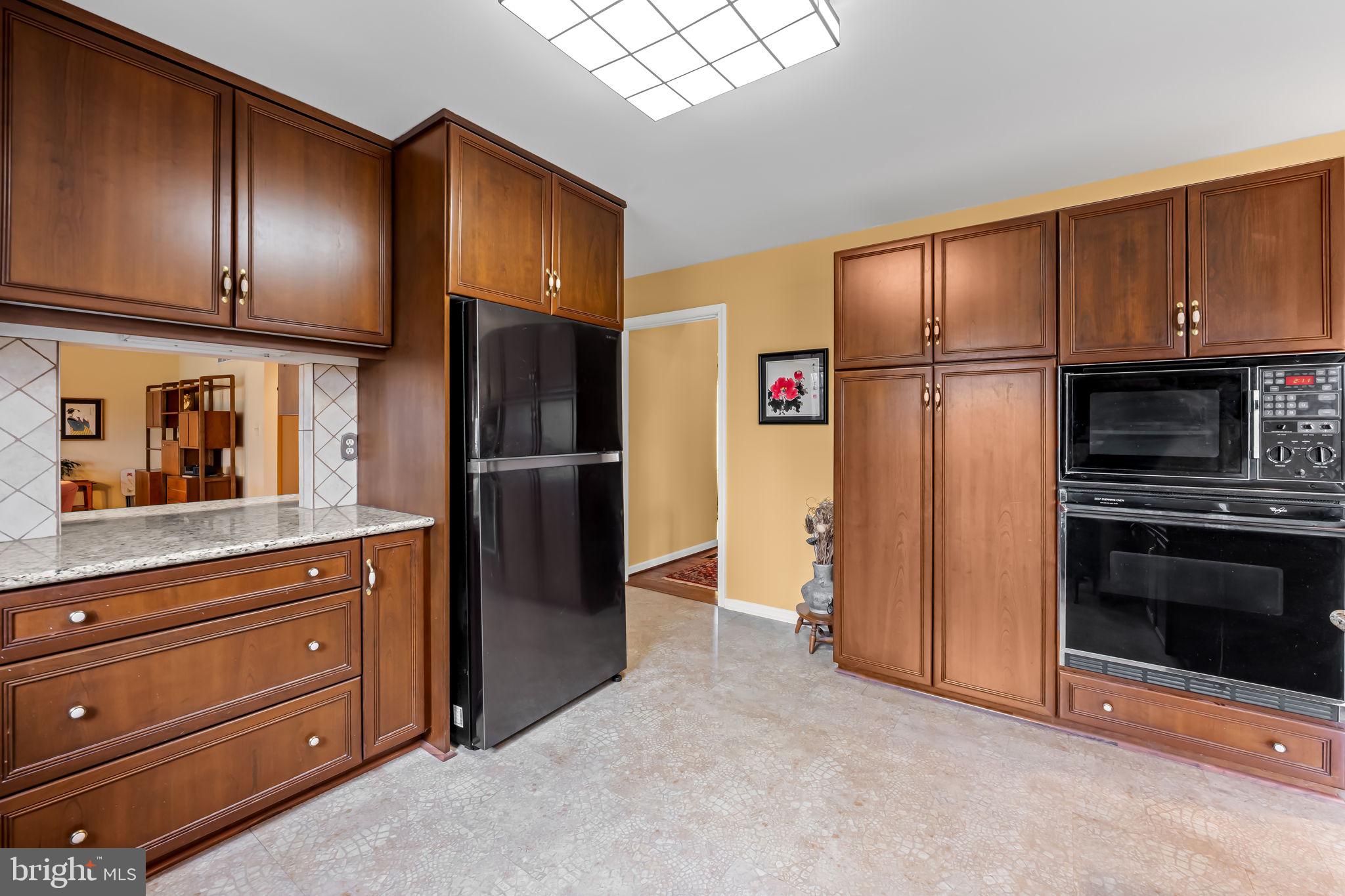 OVERLOOK - Residential