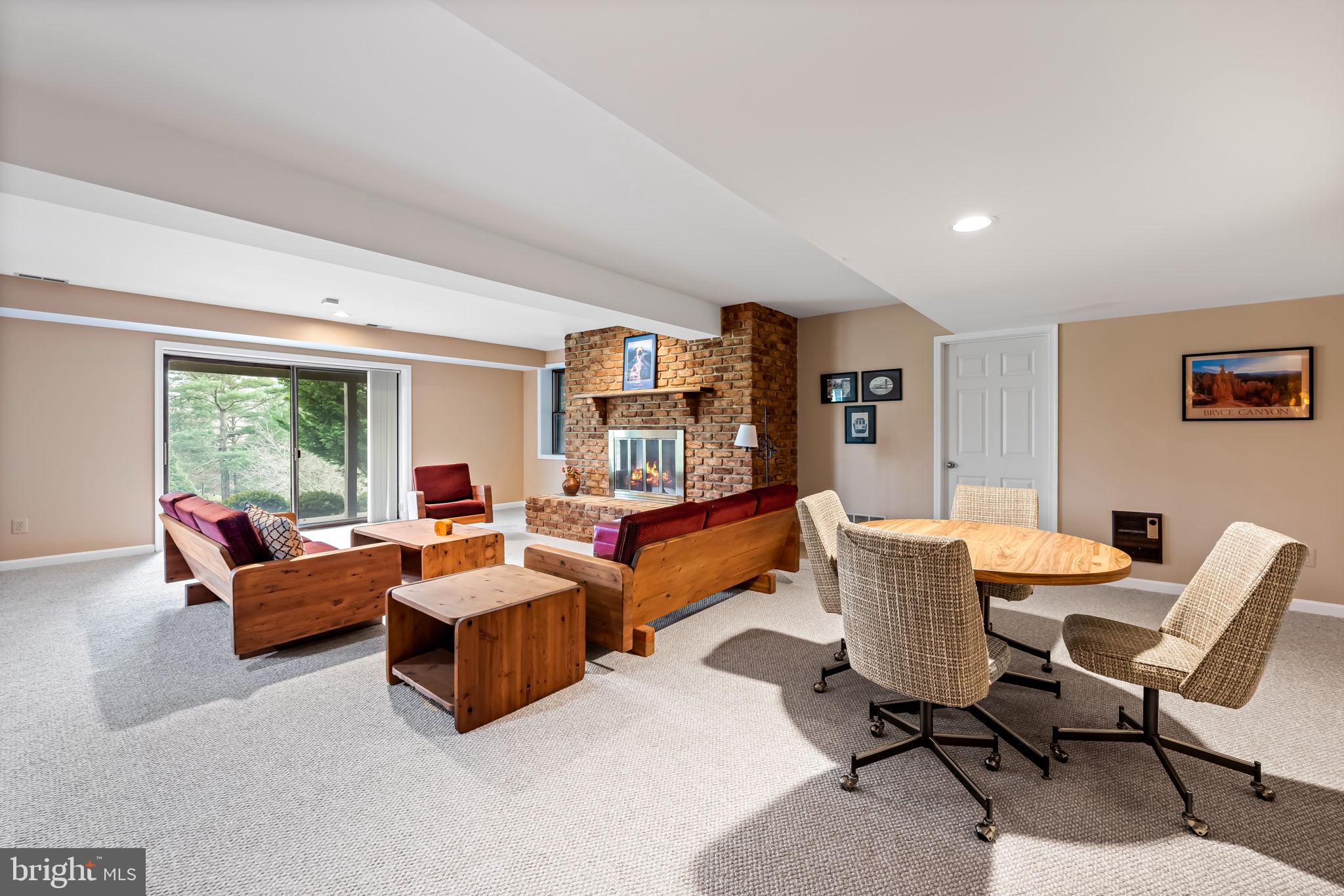 OVERLOOK - Residential