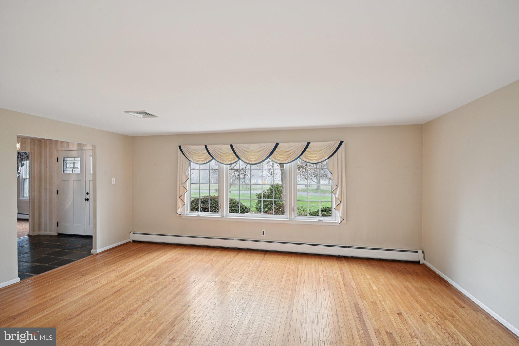 WHITFORD HILLS - Residential