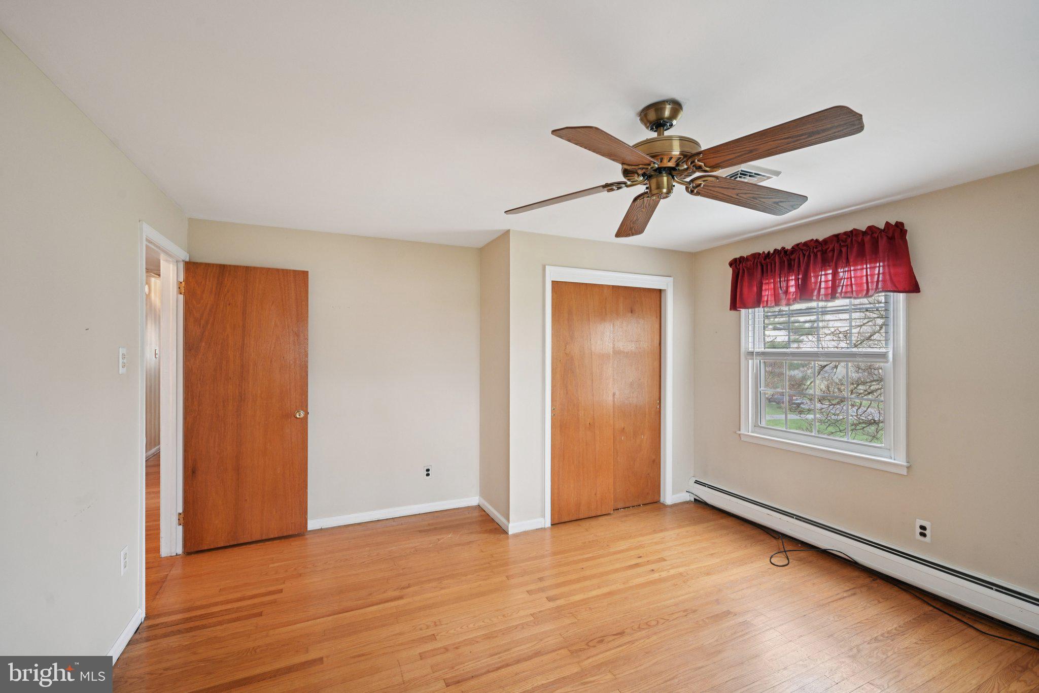 WHITFORD HILLS - Residential