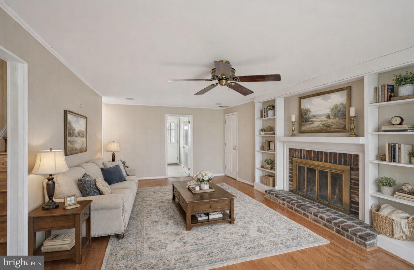 WHITFORD HILLS - Residential