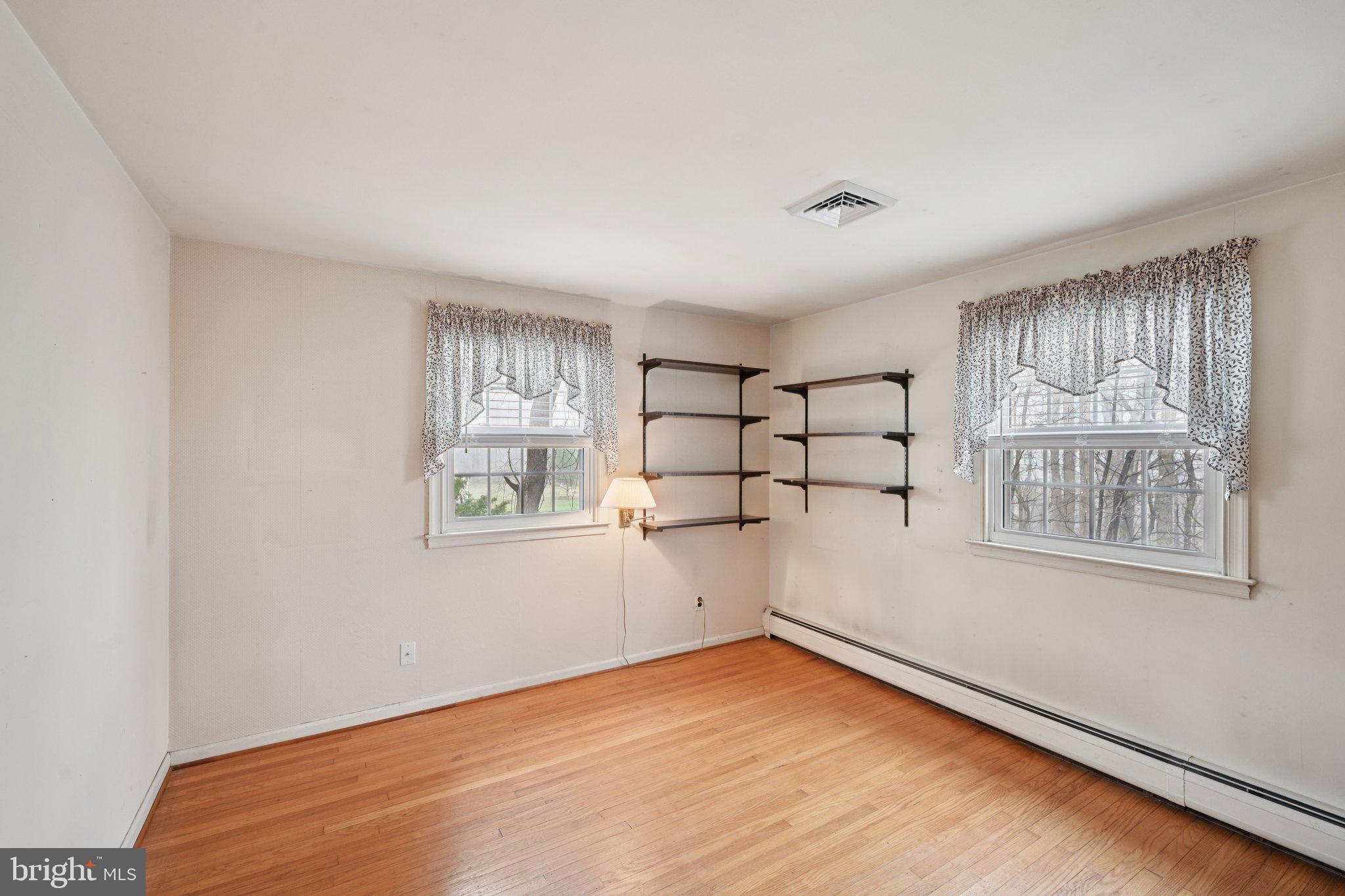 WHITFORD HILLS - Residential