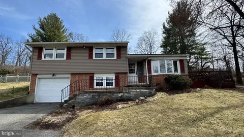 312 Hillside Road, Elizabethtown, PA MLS: PALA2062550