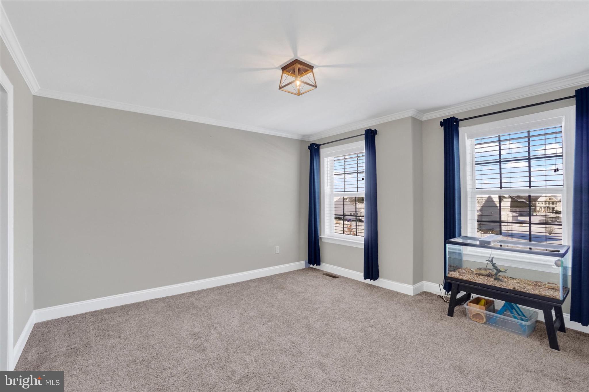 HAMILTON'S OVERLOOK - Residential