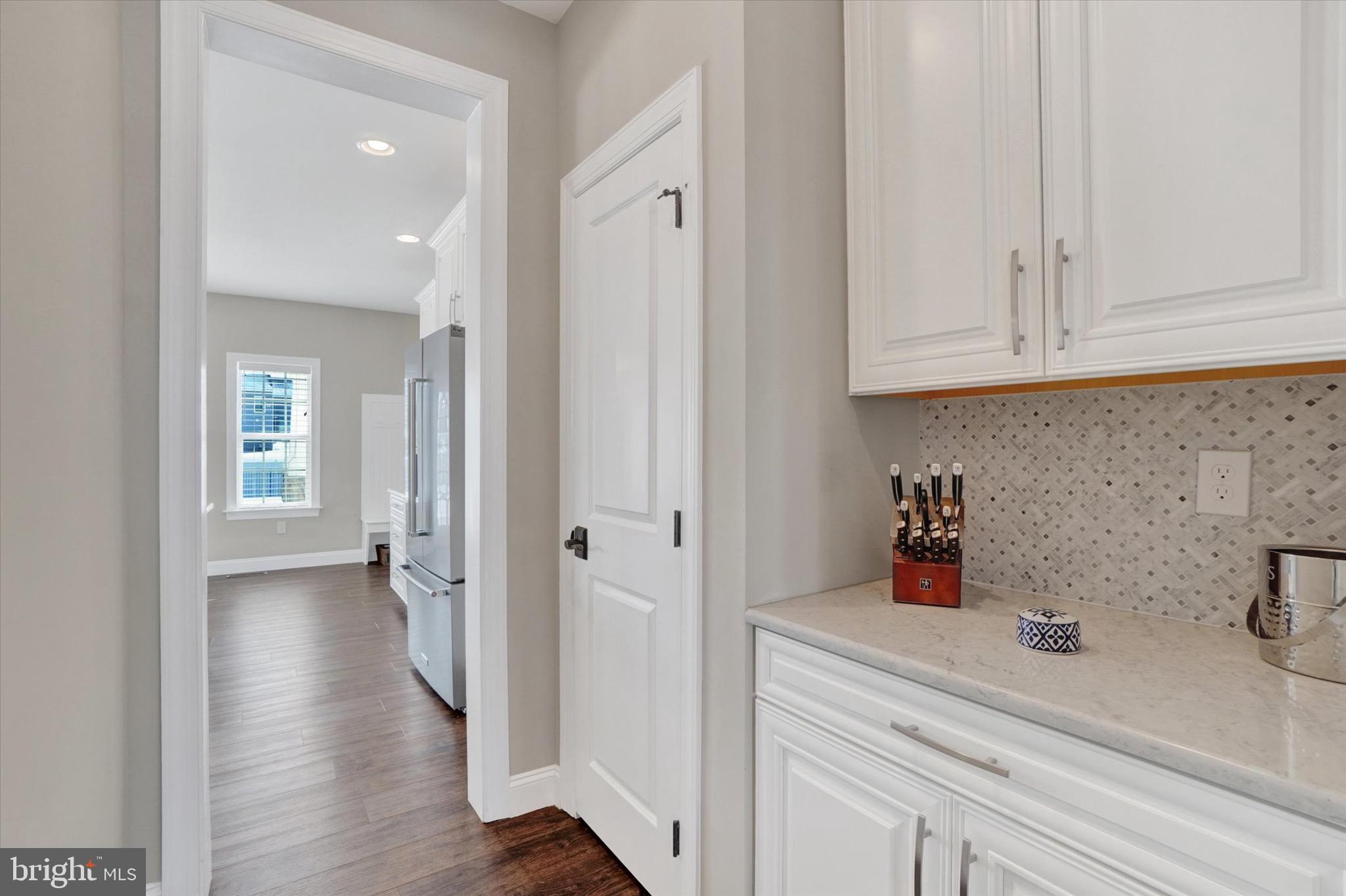 HAMILTON'S OVERLOOK - Residential