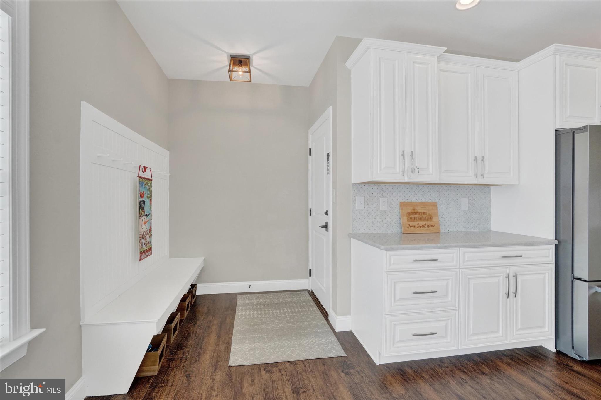 HAMILTON'S OVERLOOK - Residential