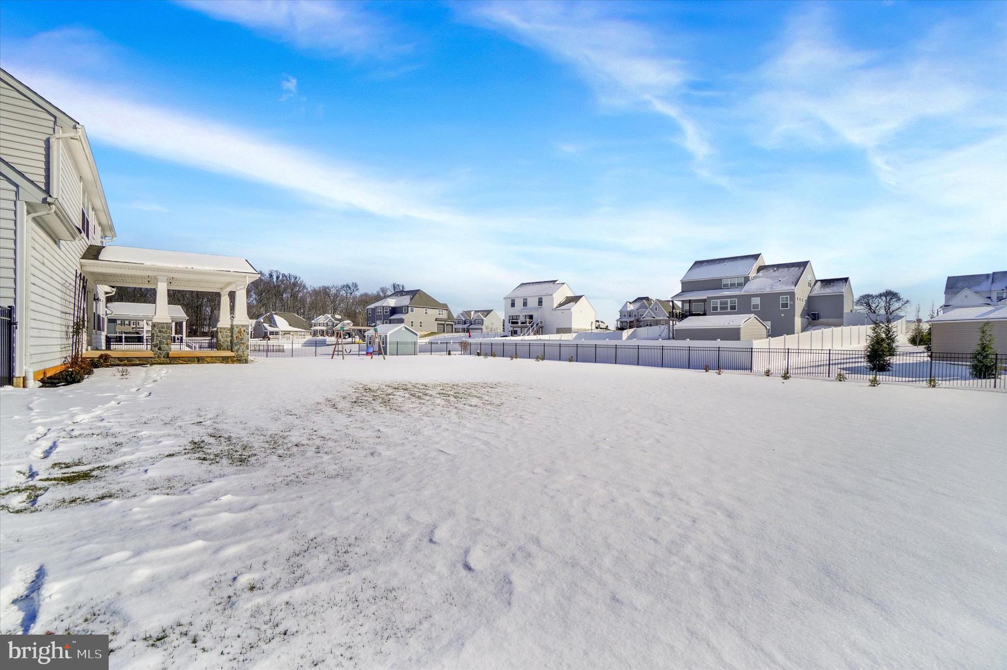 HAMILTON'S OVERLOOK - Residential