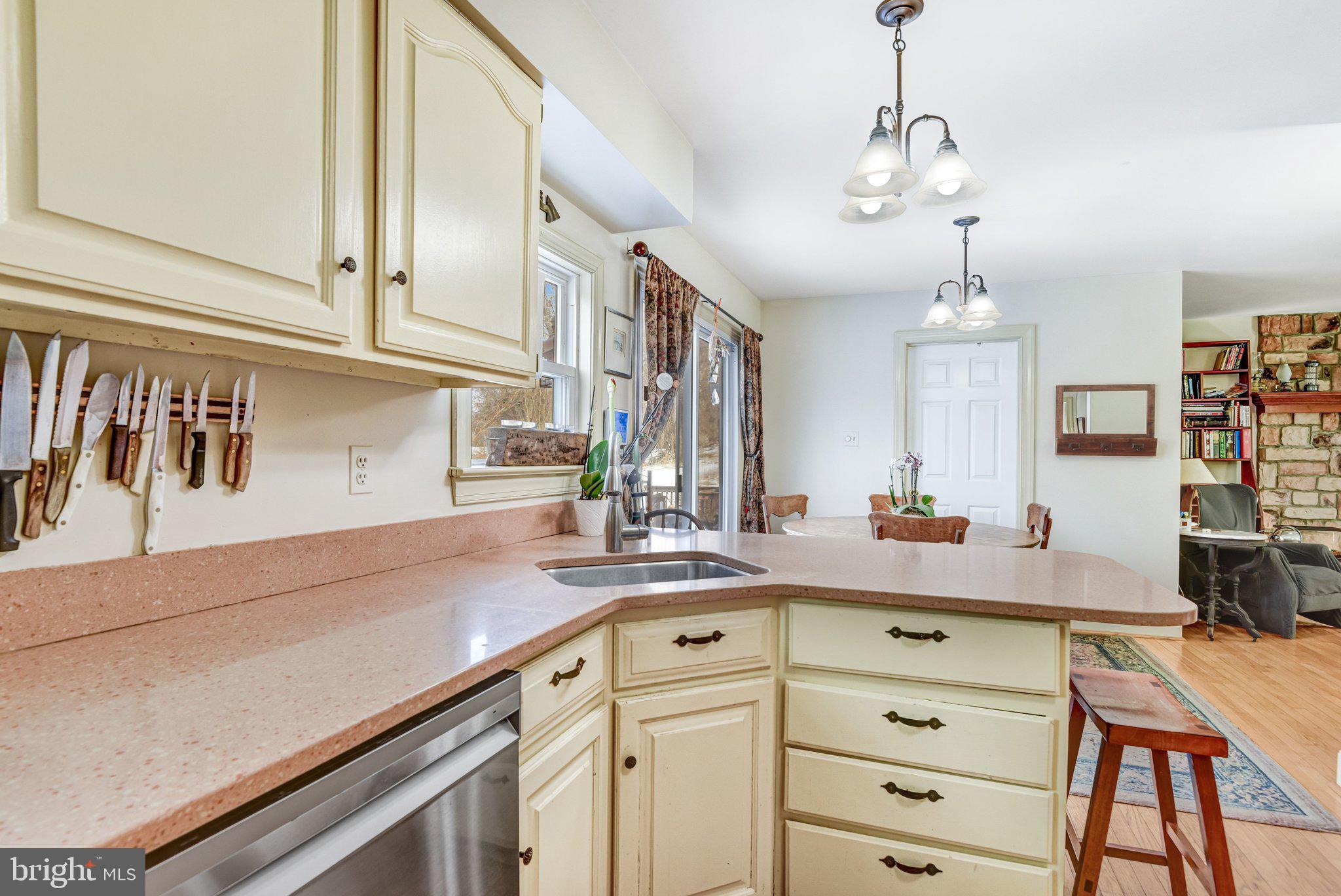 MOSBY WOODS - Residential