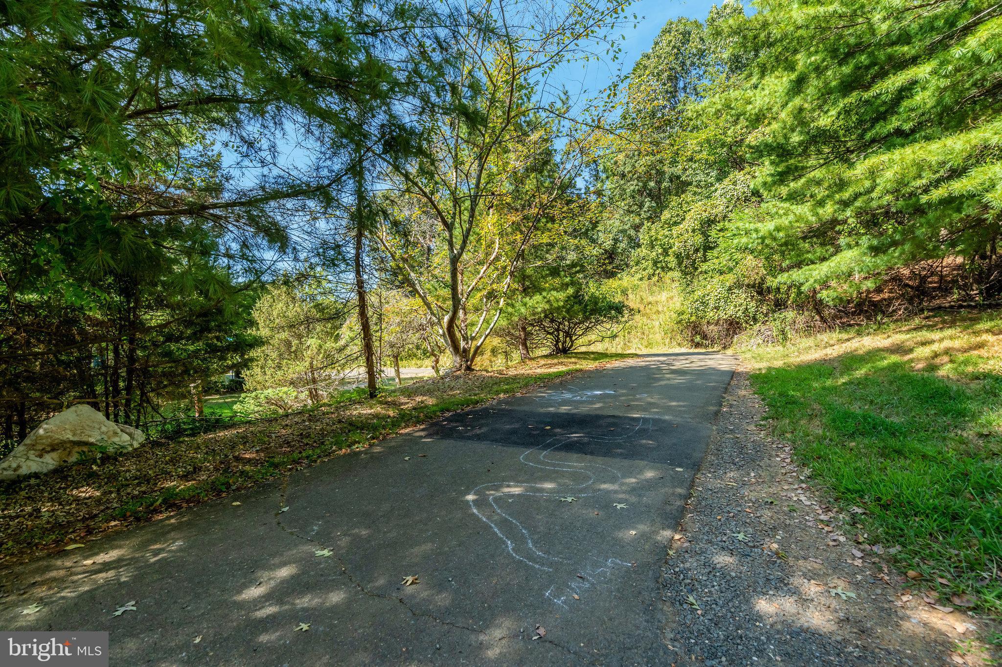 MOSBY WOODS - Residential