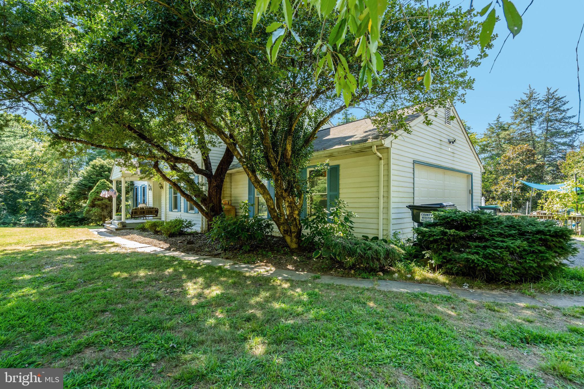 MOSBY WOODS - Residential