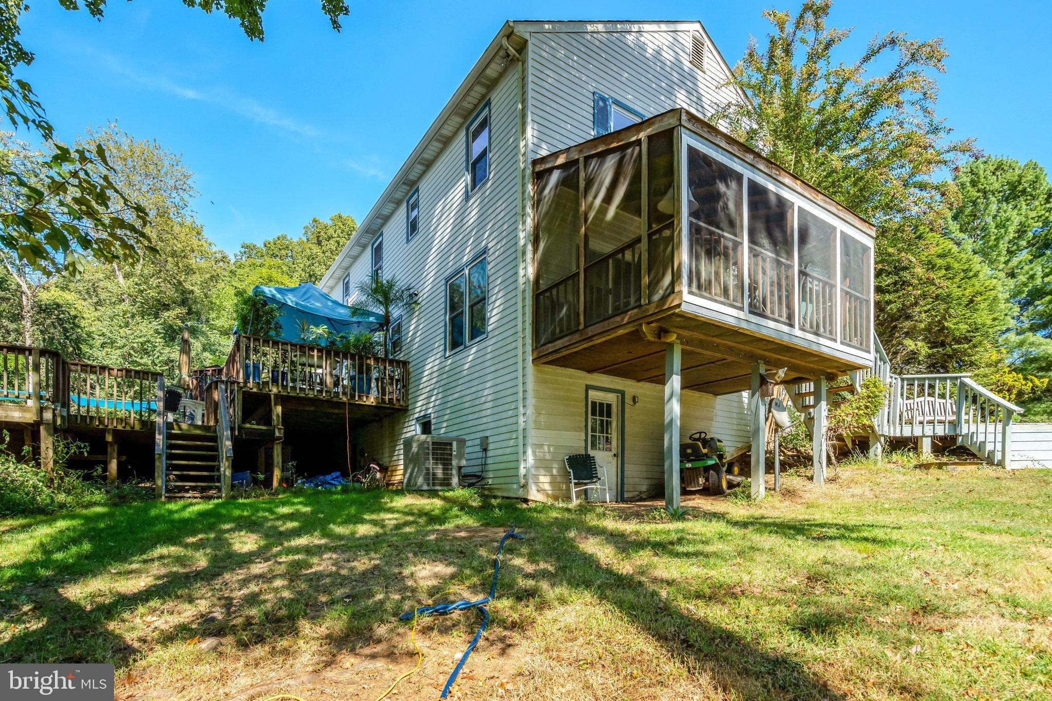 MOSBY WOODS - Residential