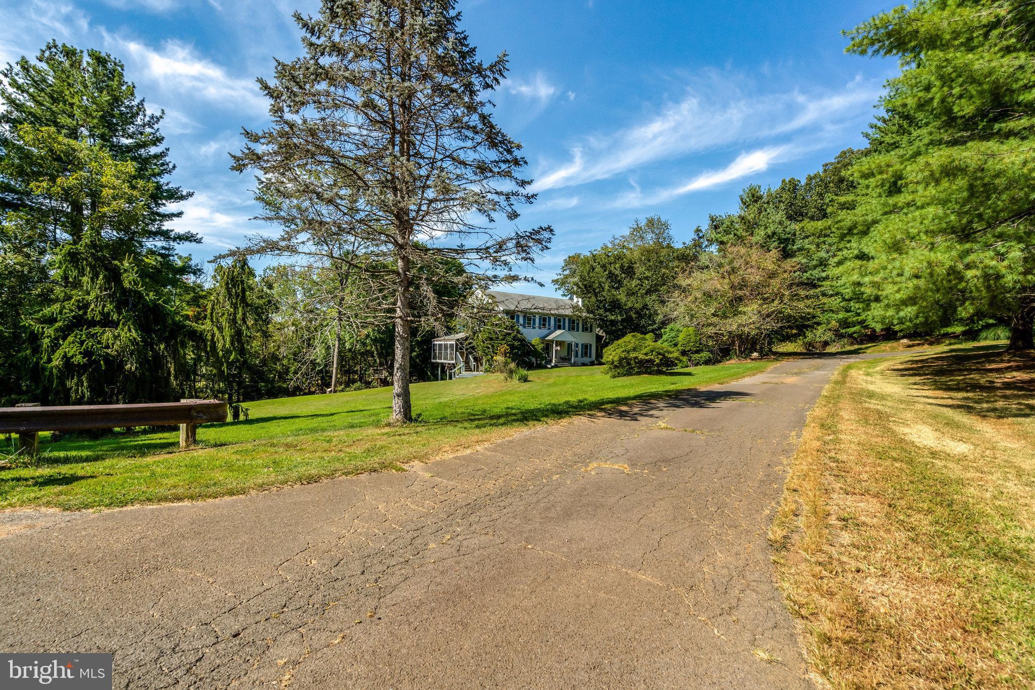 MOSBY WOODS - Residential