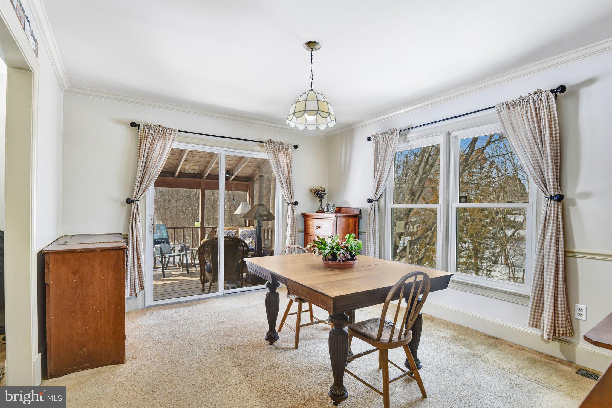 MOSBY WOODS - Residential