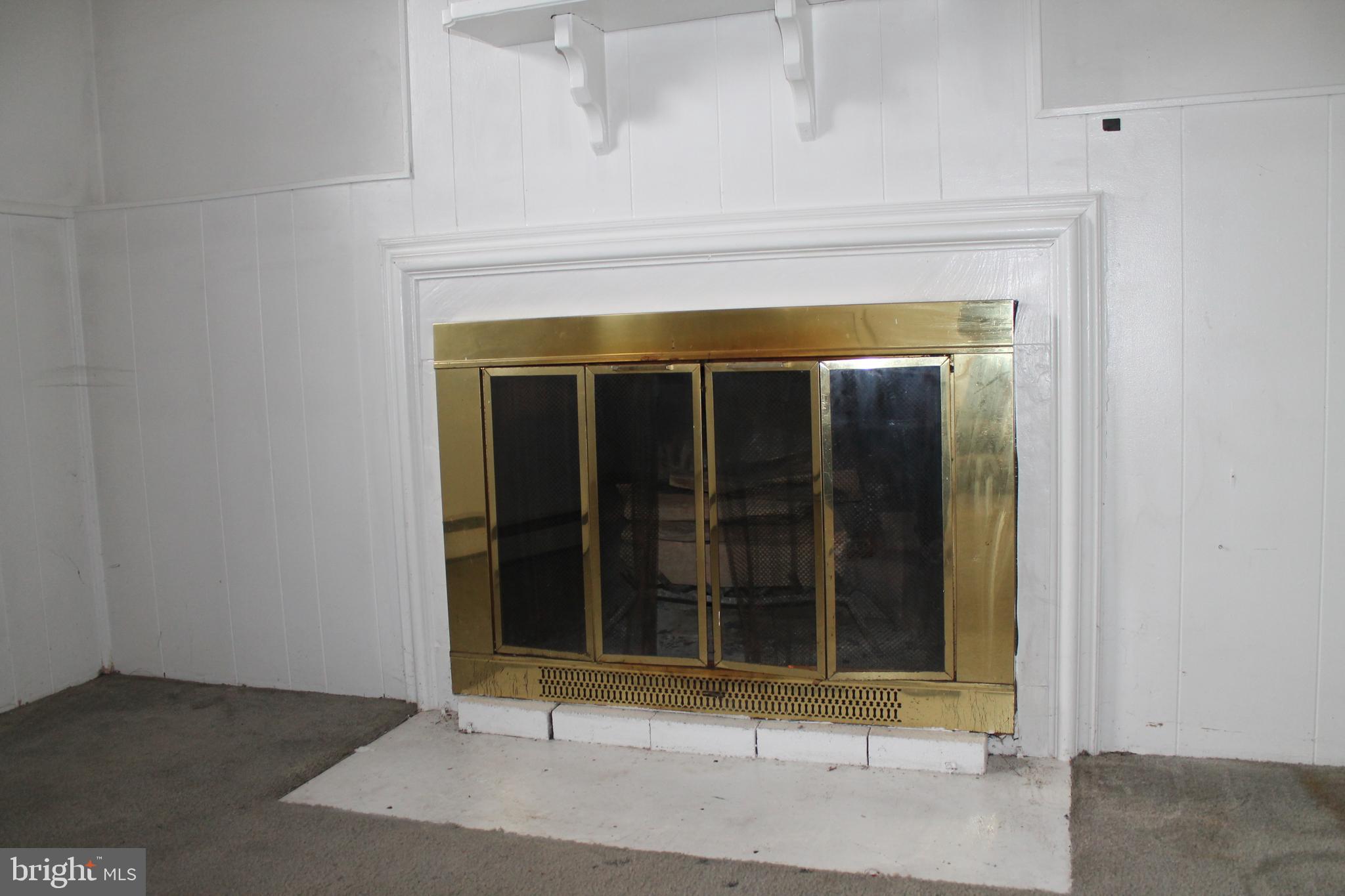 VILLAGE PARK - Residential