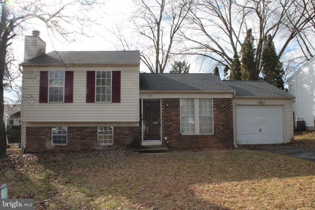Photo of 182 Warren Way, LANCASTER, PA 17601 (MLS # PALA2081656)