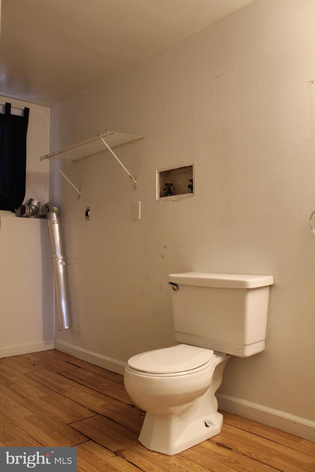 VILLAGE PARK - Residential