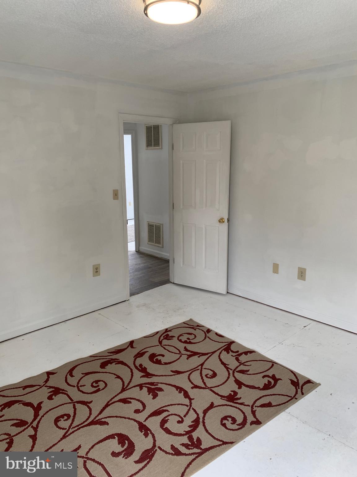 JEFFERSON VILLAGE - Residential