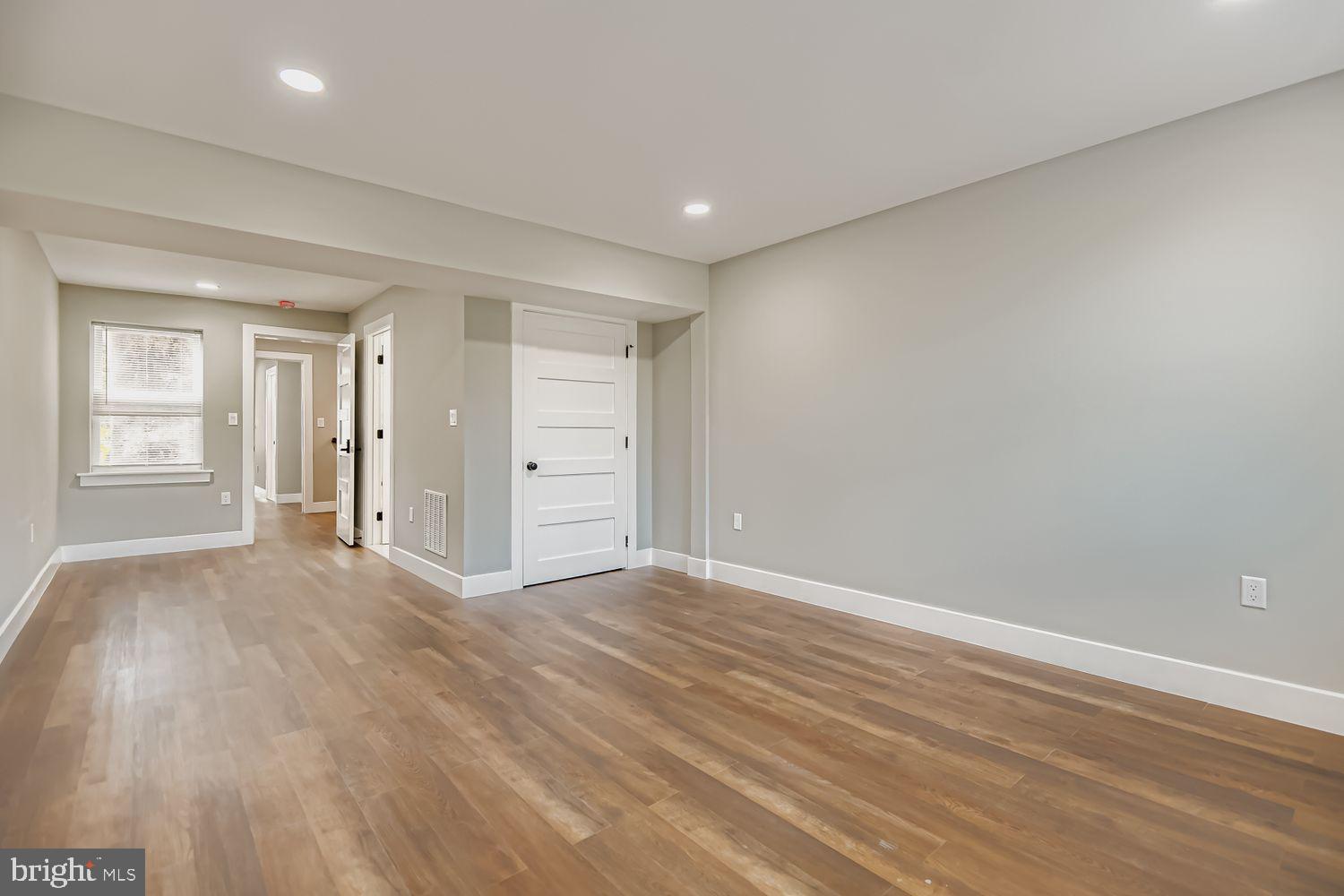 GAY STREET - Residential