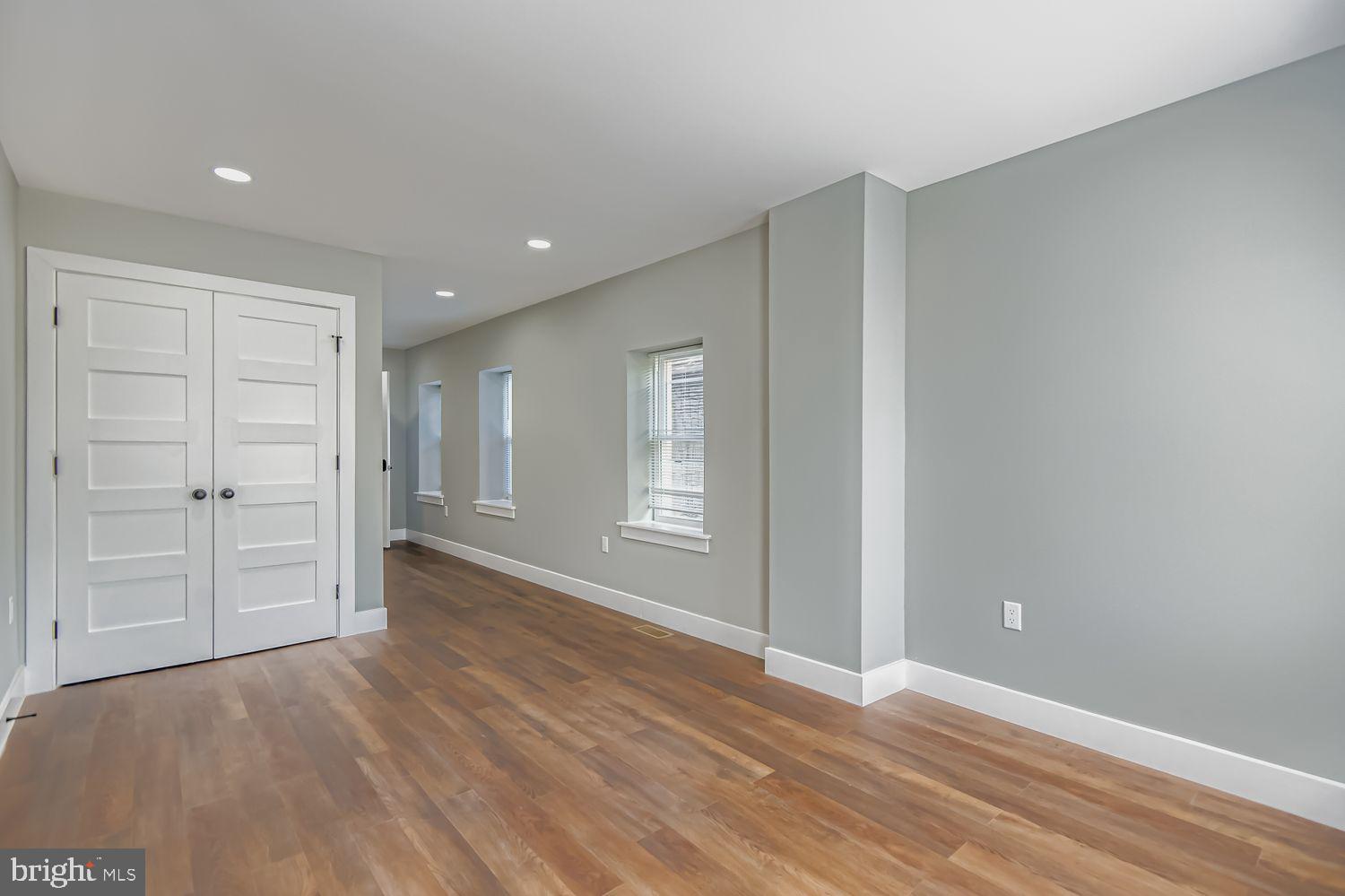 GAY STREET - Residential