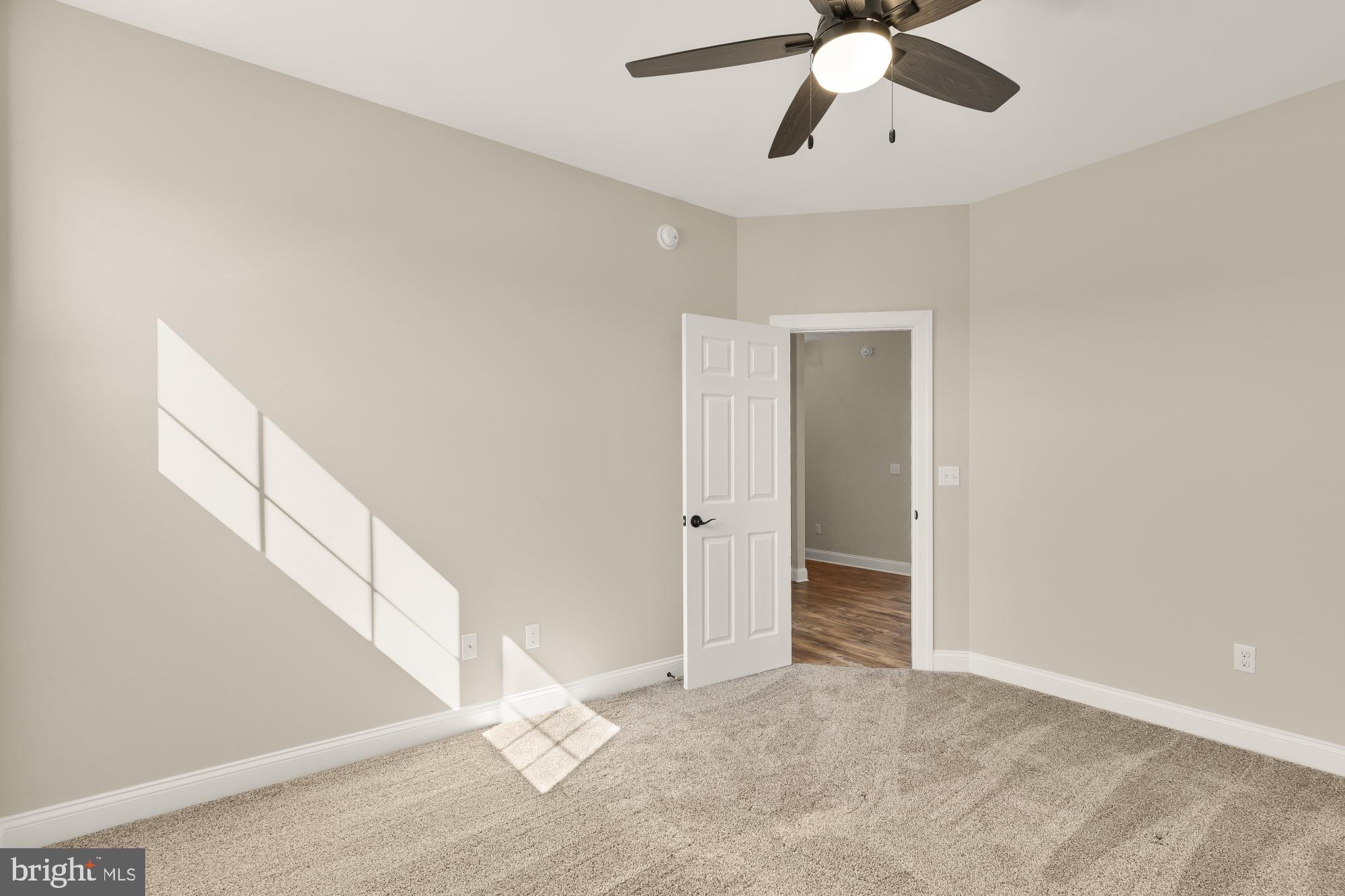 INGRAMS POINT - Residential