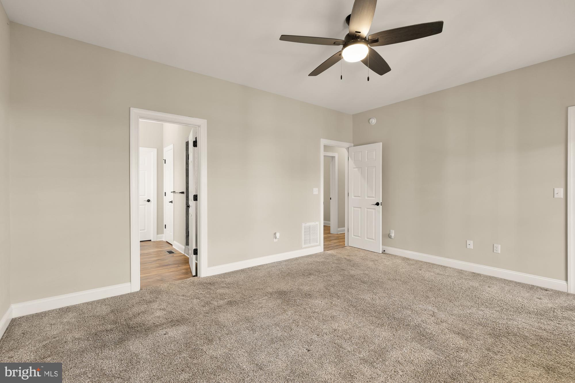 INGRAMS POINT - Residential