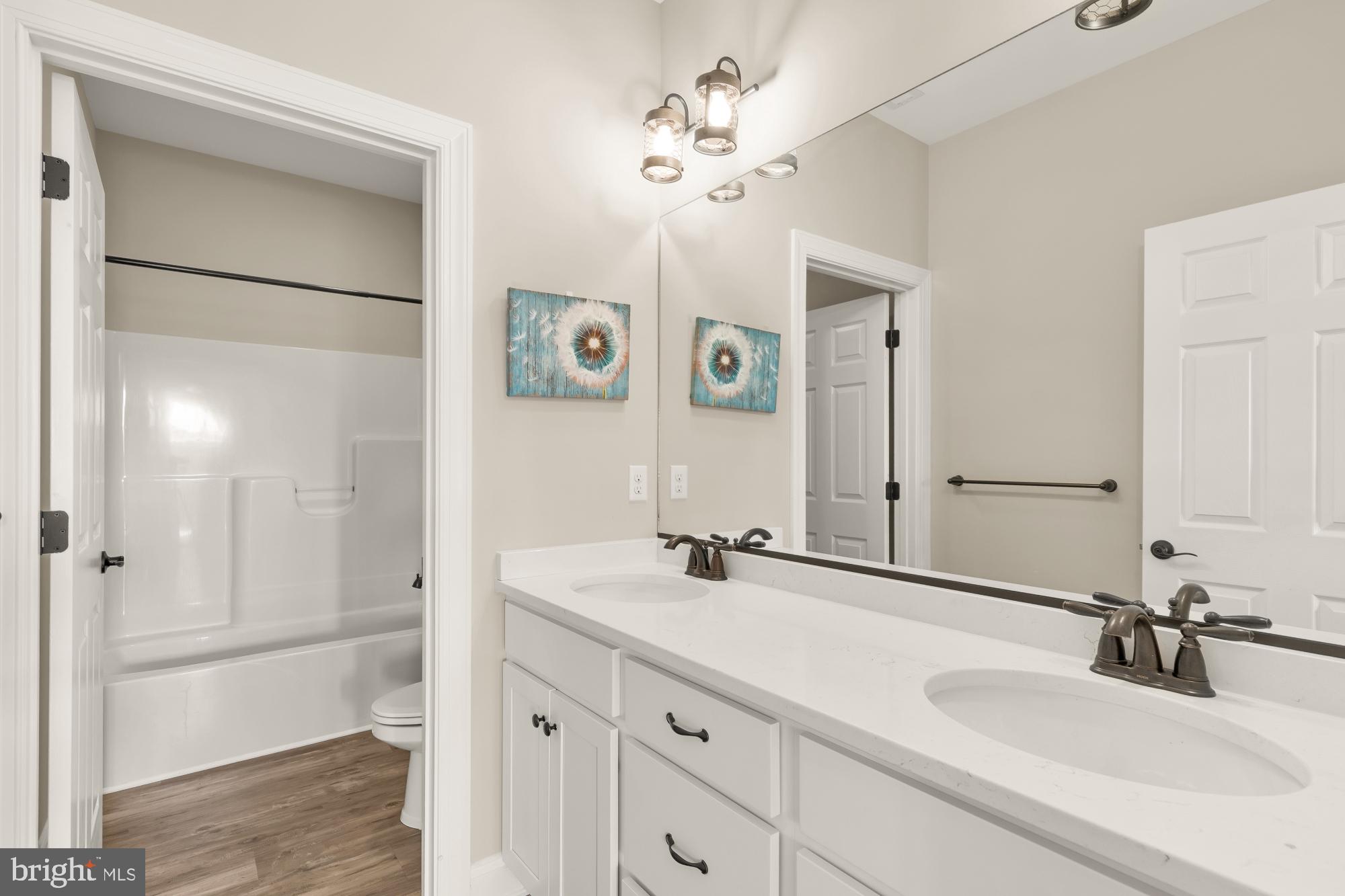 INGRAMS POINT - Residential