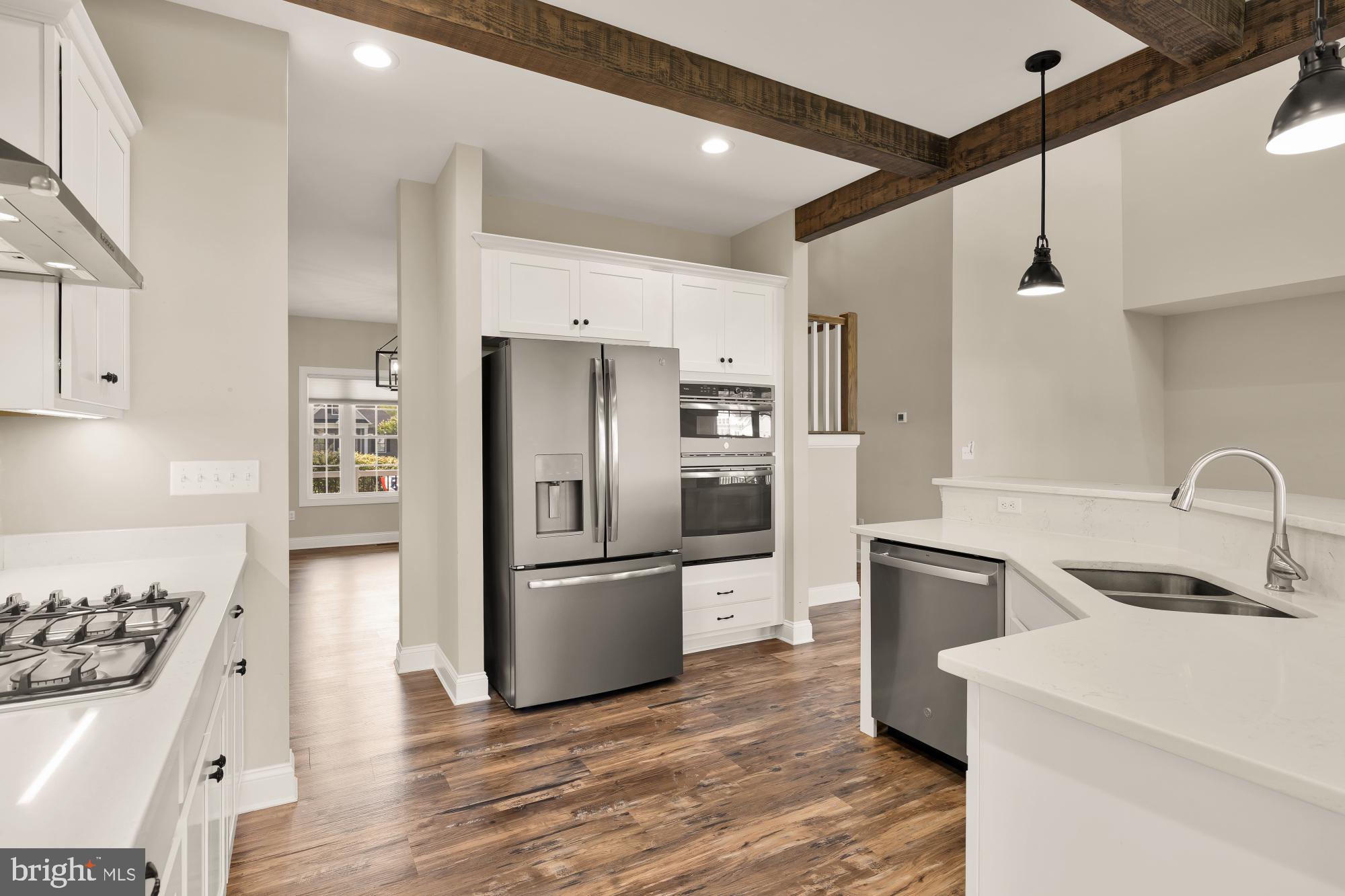 INGRAMS POINT - Residential