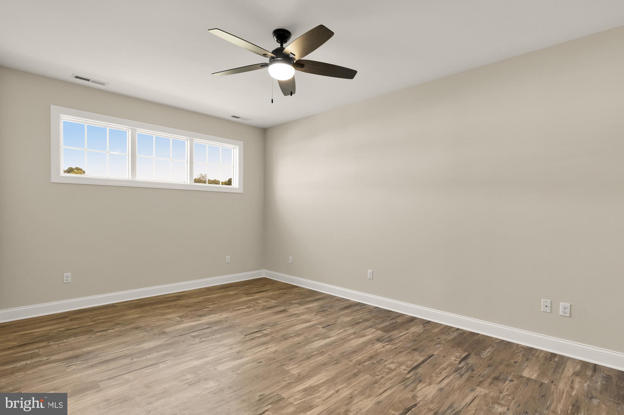 INGRAMS POINT - Residential