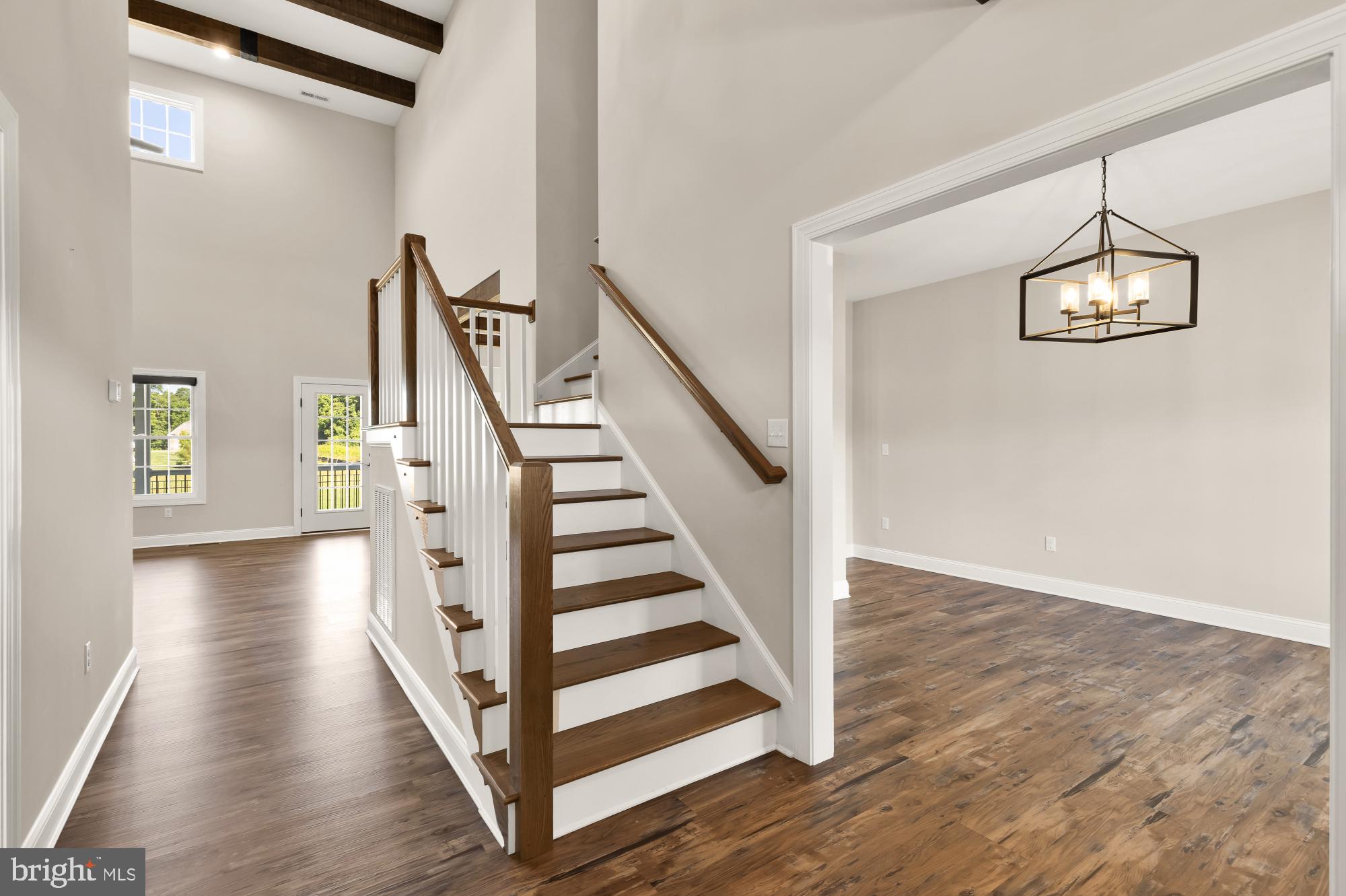 INGRAMS POINT - Residential