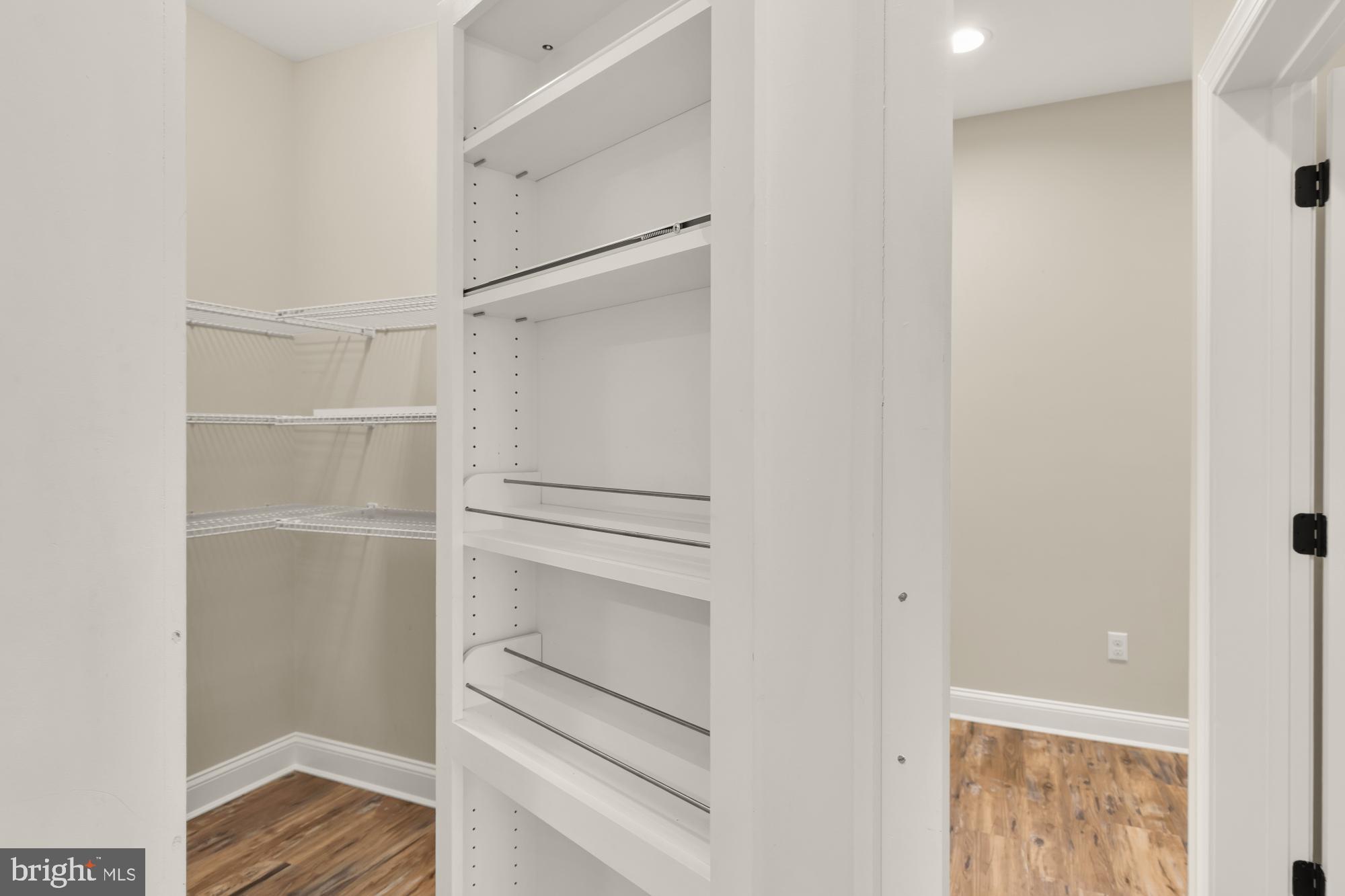 INGRAMS POINT - Residential