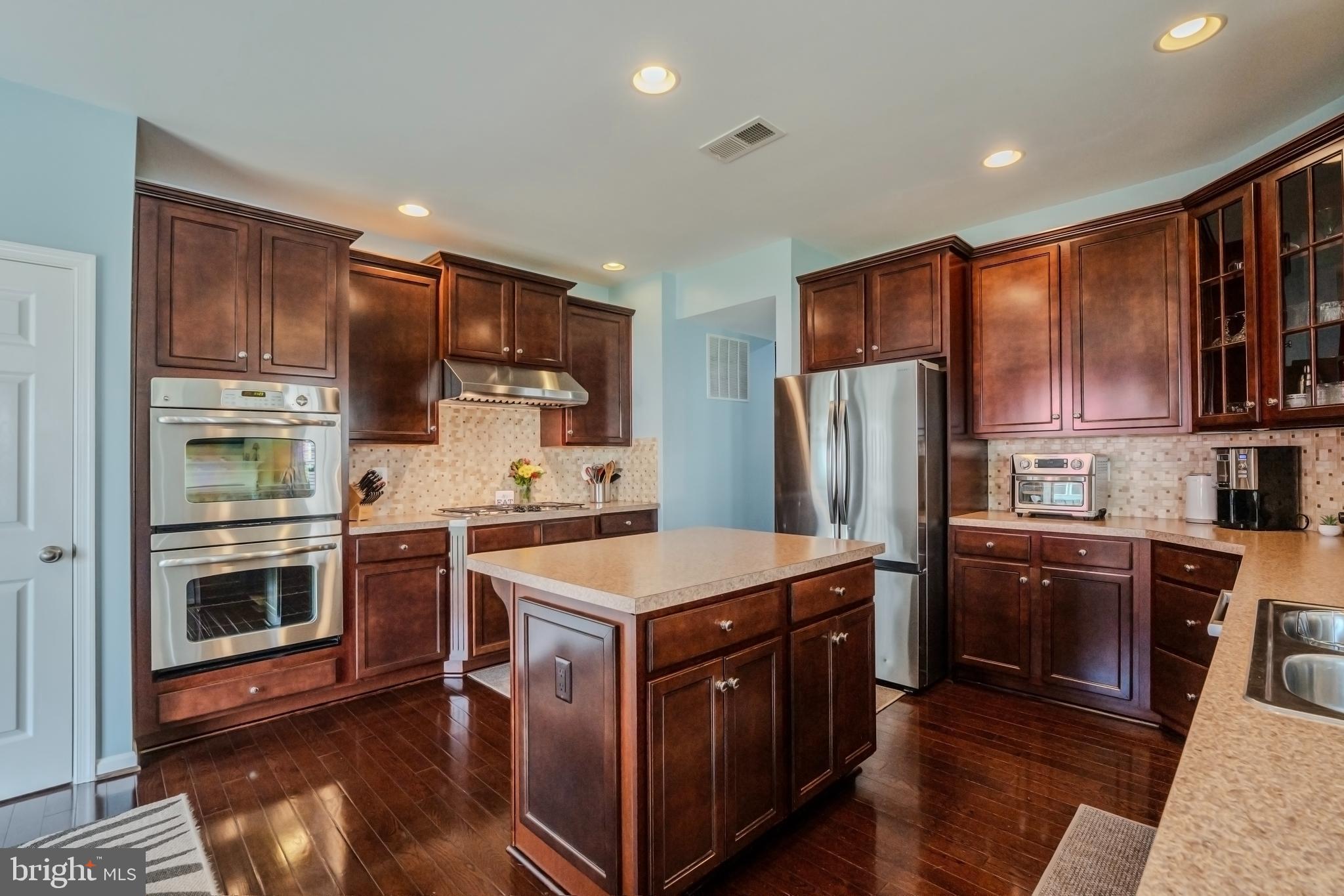 MEADOW VIEW - Residential