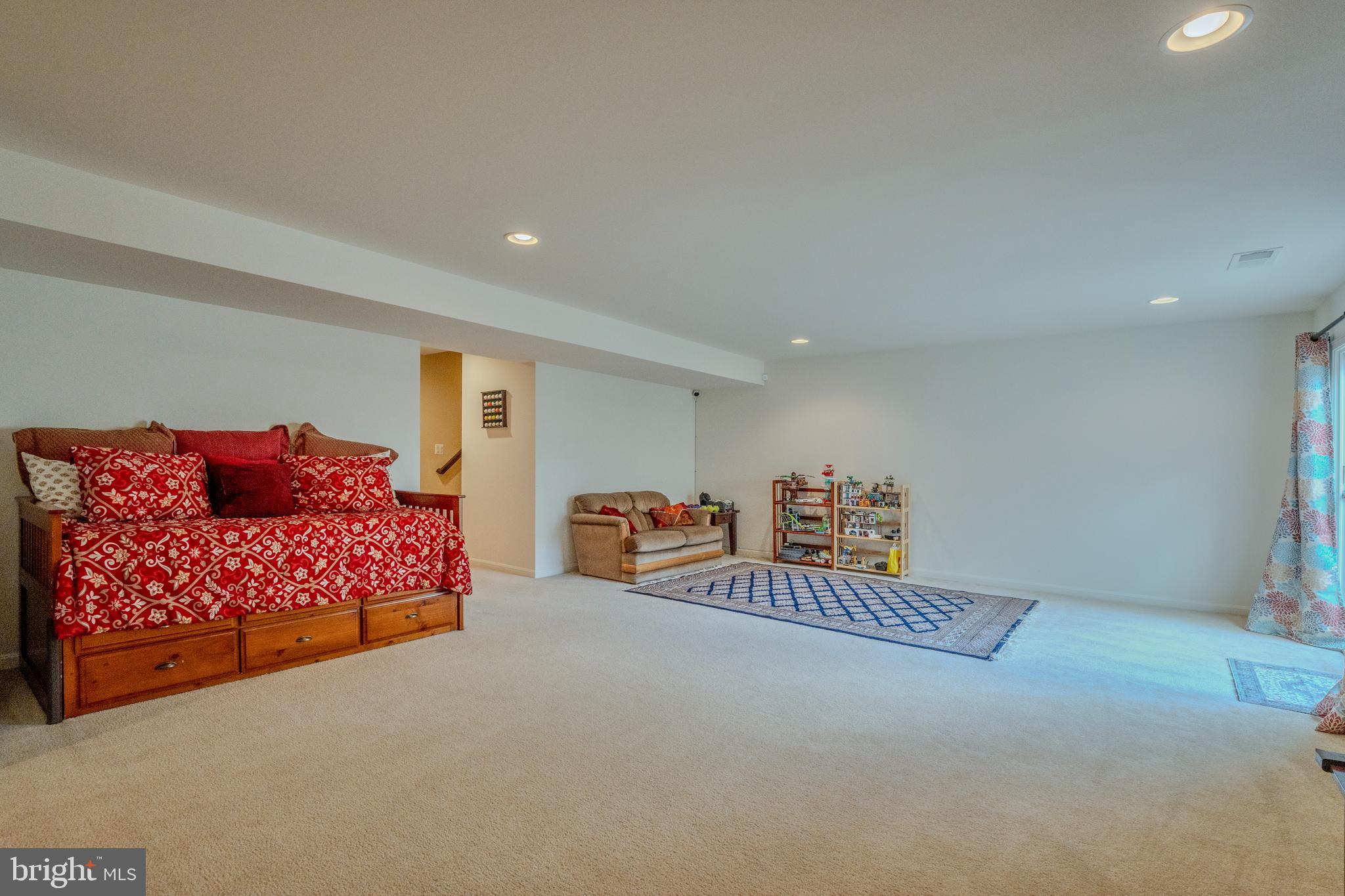 MEADOW VIEW - Residential