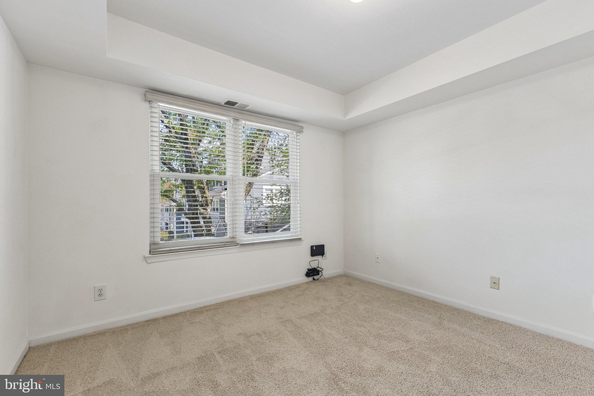 PONDS AT CENTREVILLE - Residential