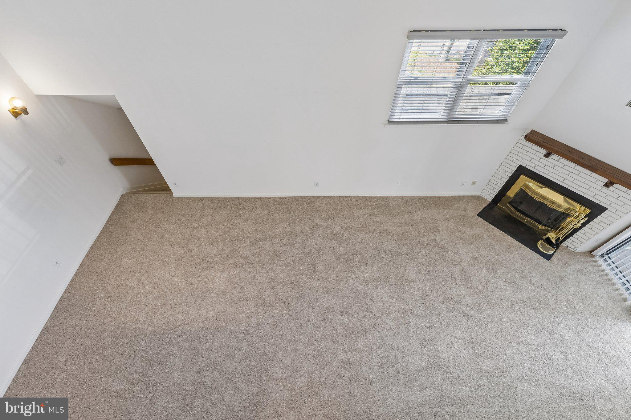 PONDS AT CENTREVILLE - Residential