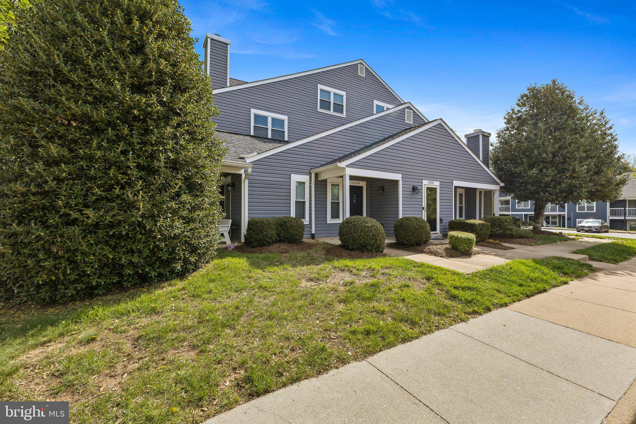 PONDS AT CENTREVILLE - Residential