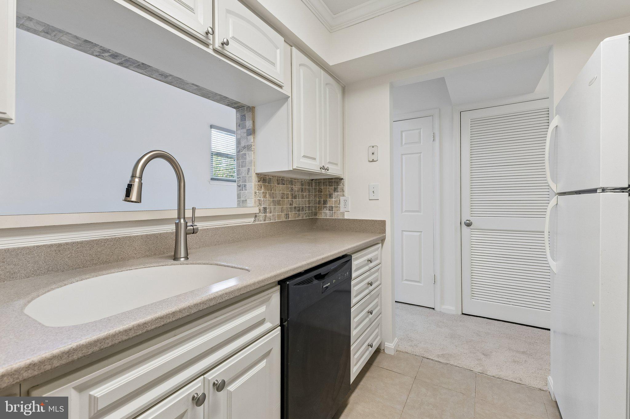 PONDS AT CENTREVILLE - Residential