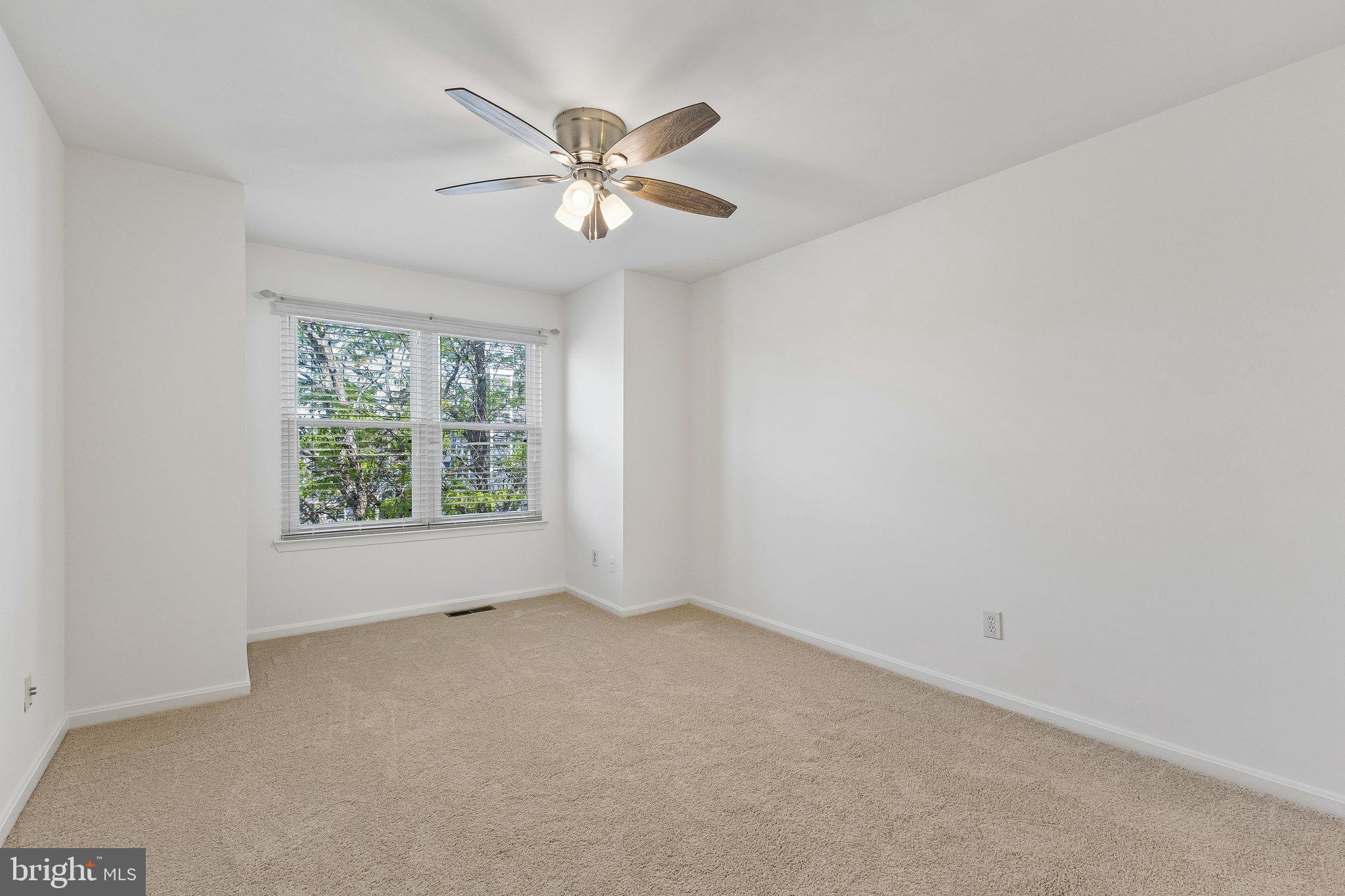 PONDS AT CENTREVILLE - Residential