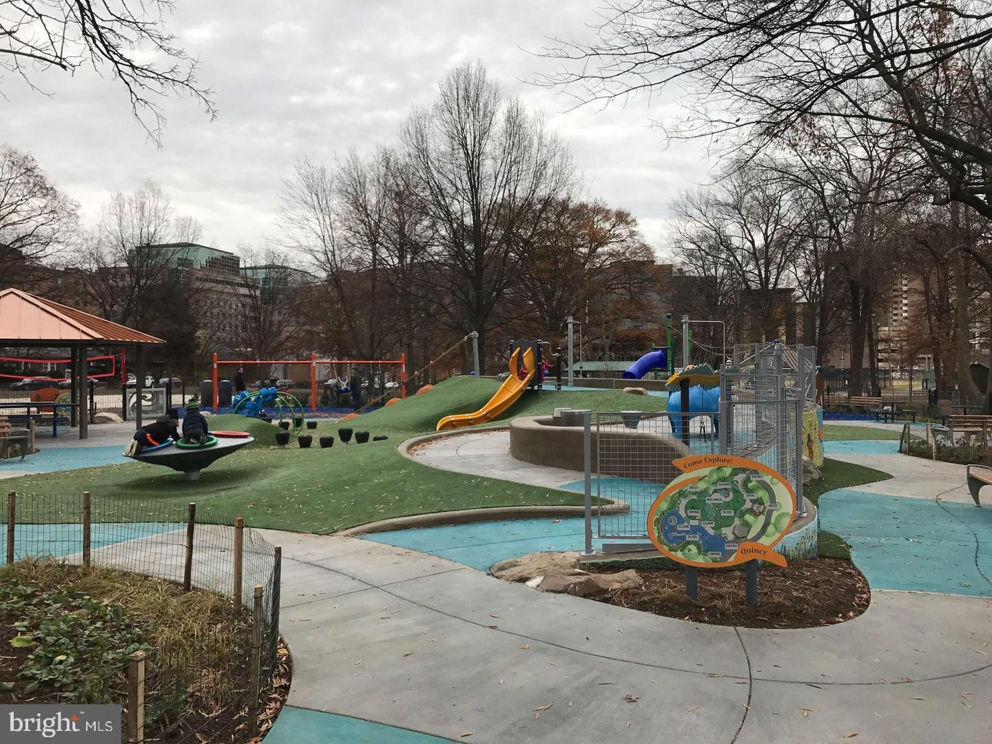 EASTVIEW AT BALLSTON METRO - Residential