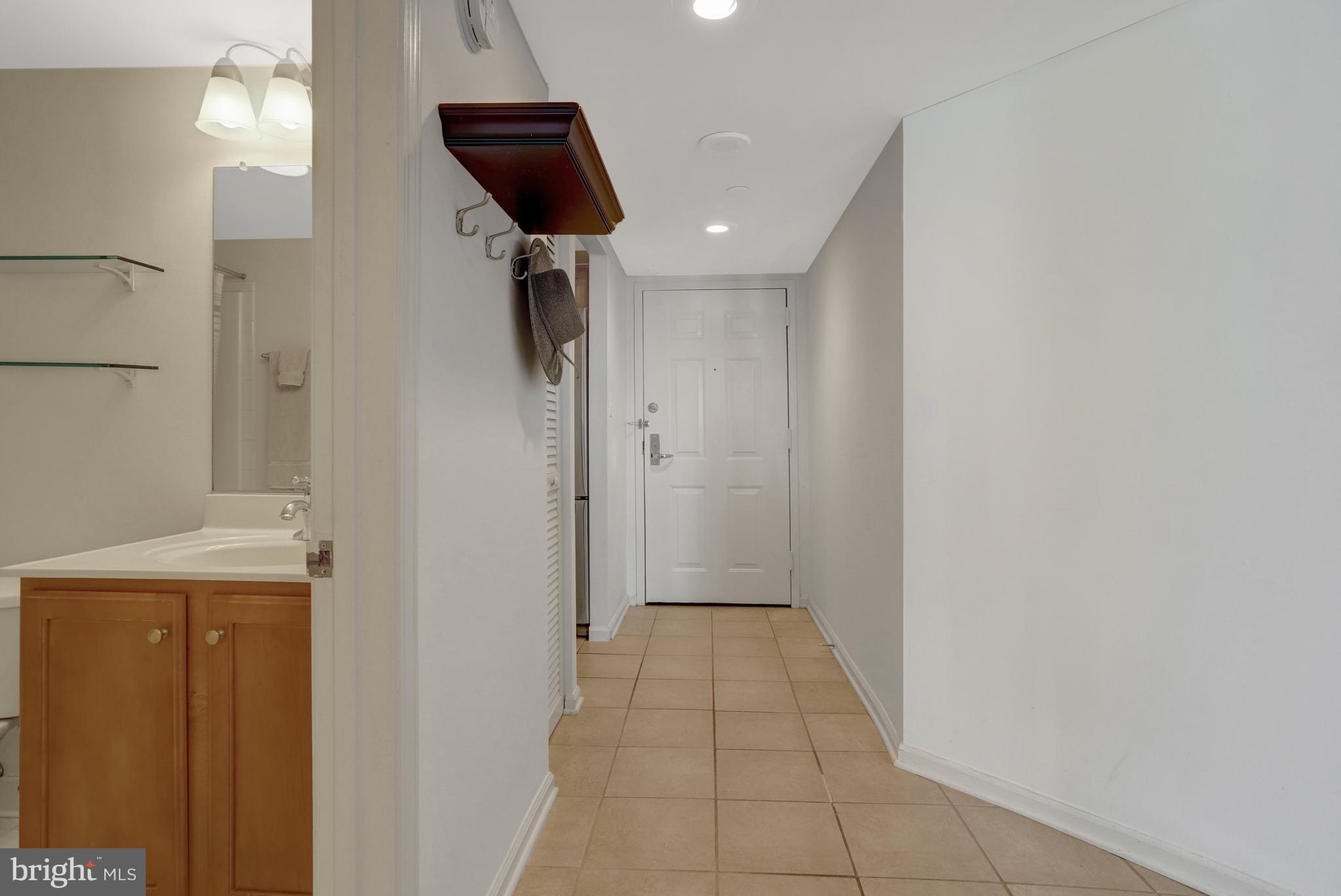 EASTVIEW AT BALLSTON METRO - Residential