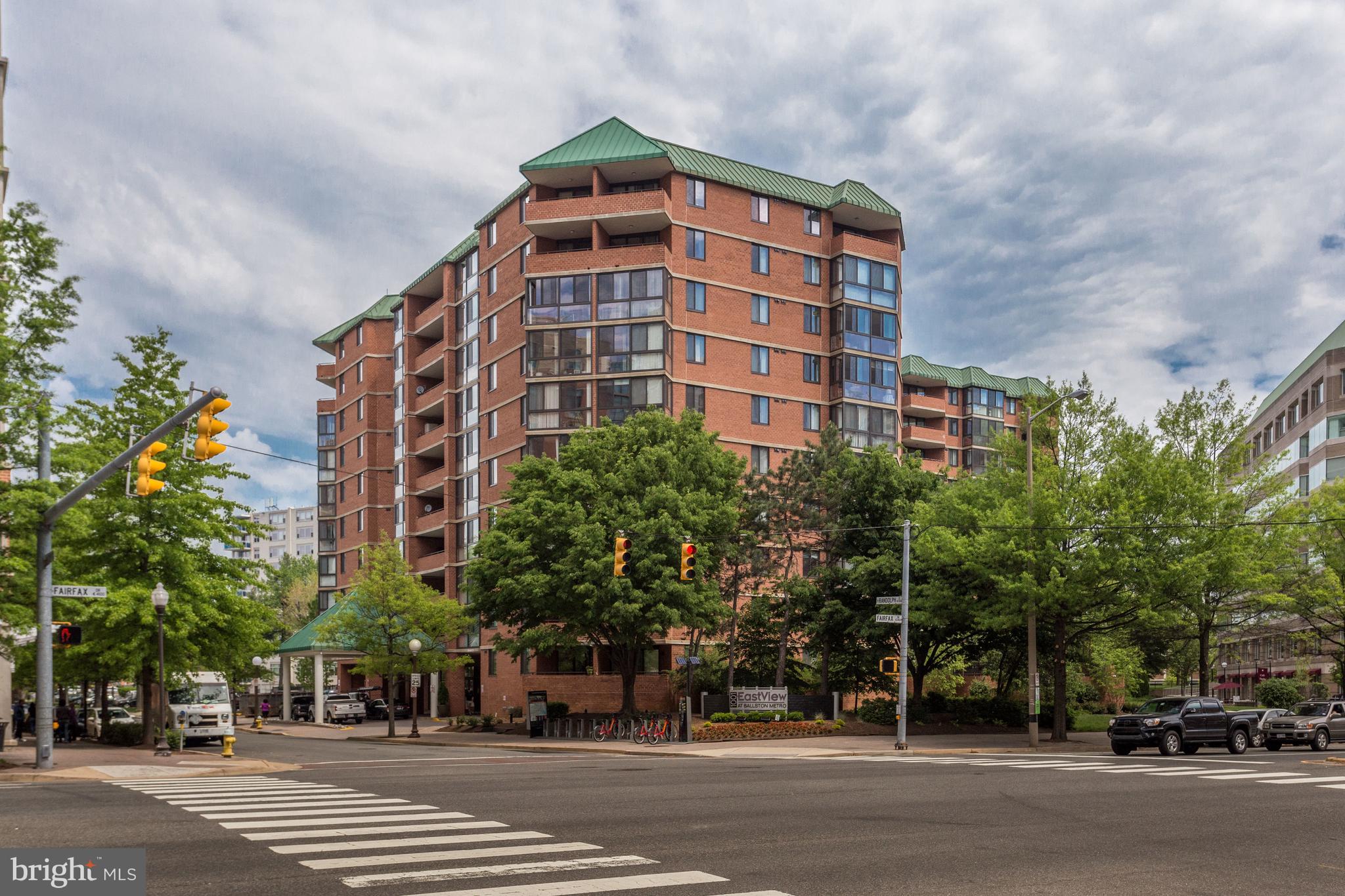 EASTVIEW AT BALLSTON METRO - Residential